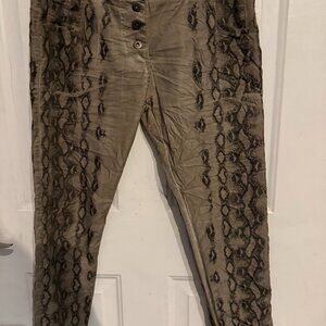 Greenish/Black Pull On Magic Pants